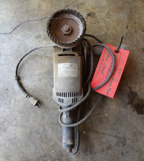 Black & Decker 7 Inch Grinder Model 6126 