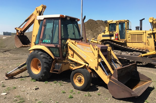 1986 Case 580K Loader Backhoe