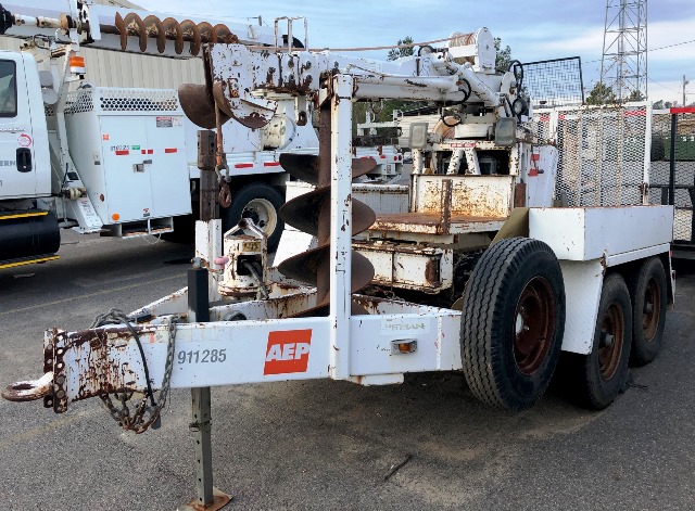 2004 Pitman Panther Digger Derrick with Trailer (970312 & 911285)