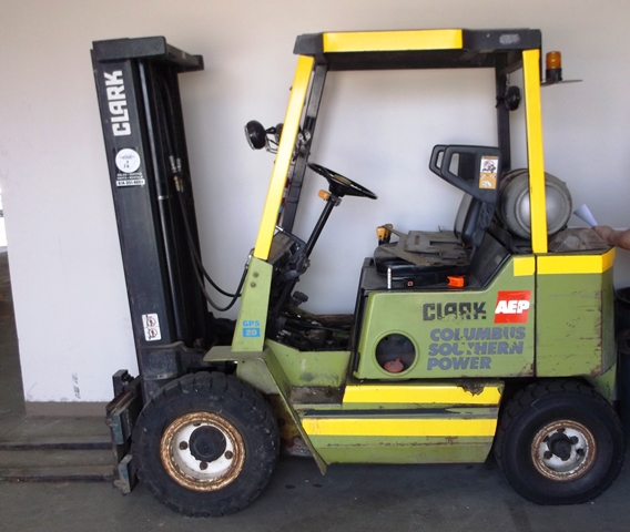 1986 Clark GPS20 Forklift - 3700 lb Capacity (950368)