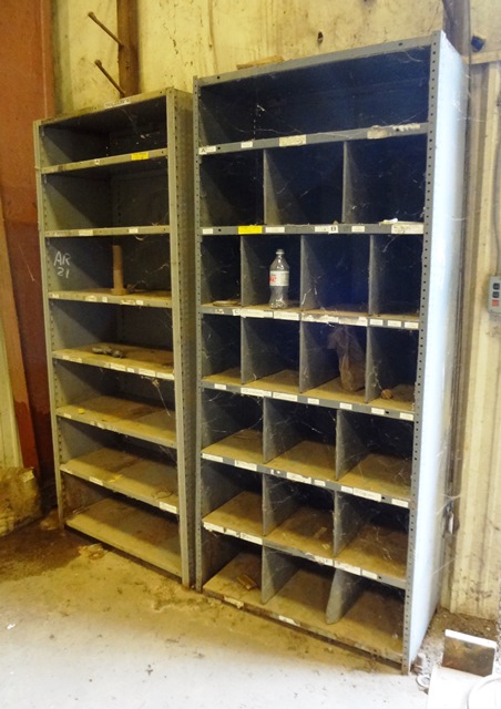 Metal Shelving AR#21 - Qty 2