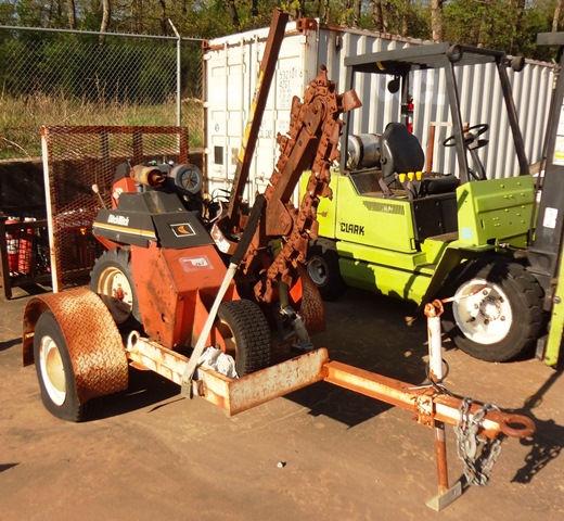 1990 Ditch Witch 1620 KE With Trailer