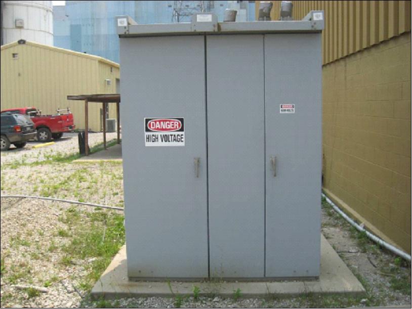 Switchgear: G.E. Outdoor  w/2000 Amp. GFI Main, 12-200 amp. & 2-400 amp. Branch breakers.