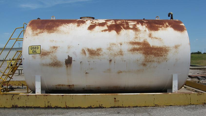 Tank: Oil Storage 6000 gals.