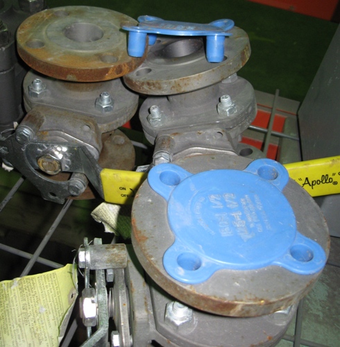  Valves 1.5 Inch Diameter Apollo (Qty 8 )