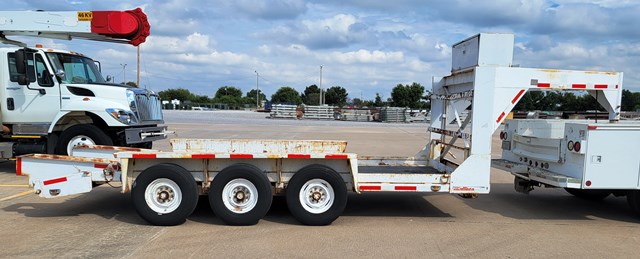 1983 Belshe Gooseneck Equipment Trailer (910923)