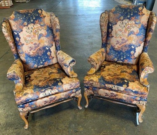 Bulk Furniture (Chairs and Table)